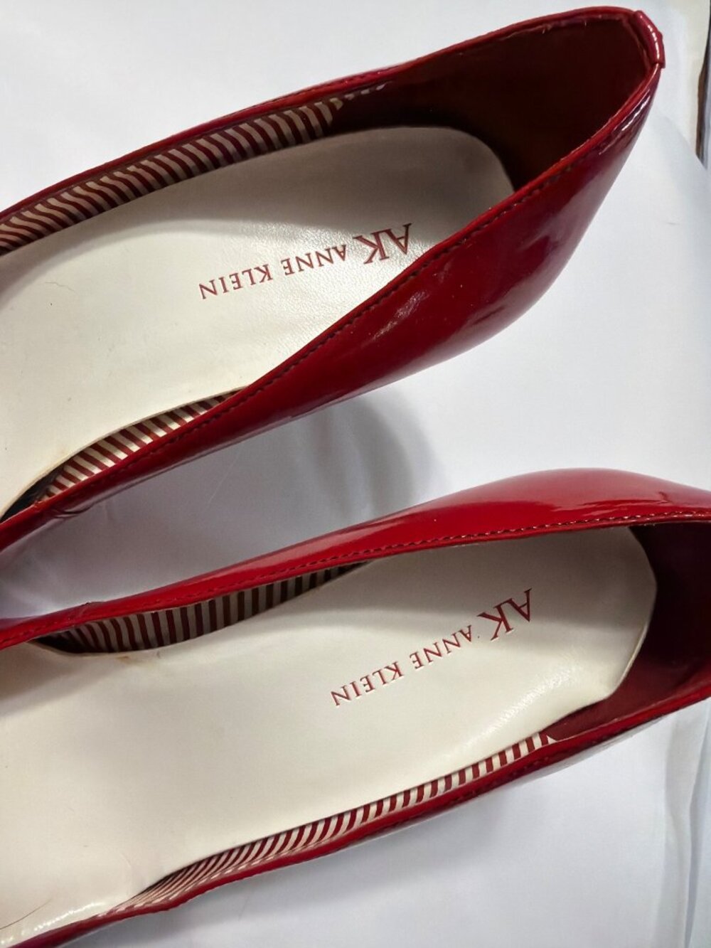 Anne Klein Red Patent Glossy Heels - Picture 4 of 9